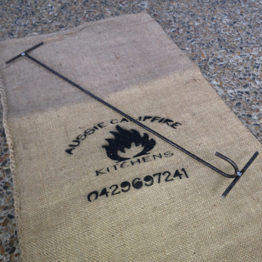 CAMP OVEN LID LIFTER 400mm