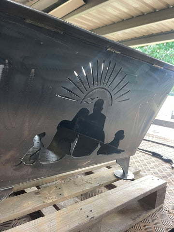 Big Backyard Fire Pit with Laser Design