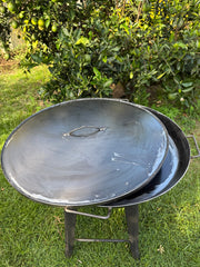 Big BBQ Pan lid on BIG BBQ Pan