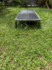 Parilla end view from hot plate