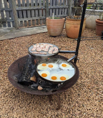 Swinging hot plate and grill pack with accessories - outdoor setup