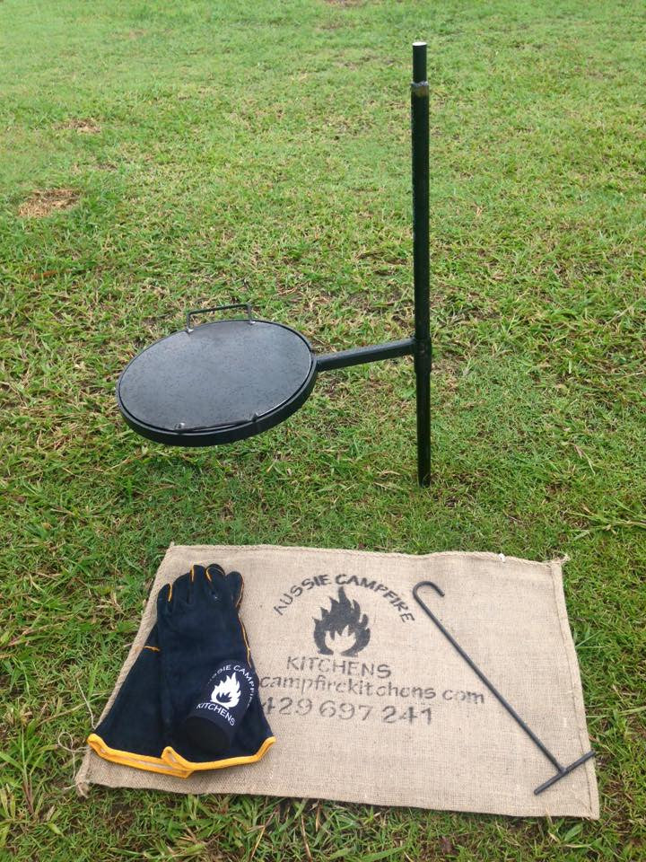 SWINGING GRILL, DROP IN HOT PLATE & GLOVES