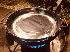 www.aussiecampfirekitchens.com ACK BBQ PAN 