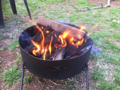 www.aussiecampfirekitchens.com Folding Fire Pit
