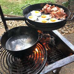 www,aussiecampfirekitchens.com BBQ POT WITH HANDLE