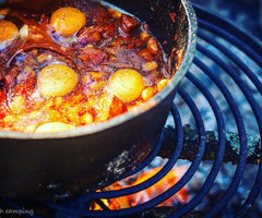www,aussiecampfirekitchens.com BBQ POT WITH HANDLE